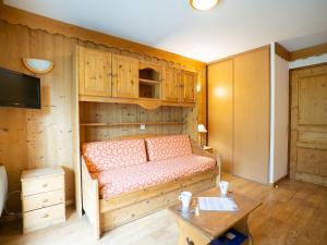 Apartment Balcons dOlympie 204 - A by Interhome