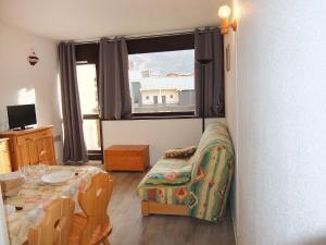 Apartment Asters 804 Bâtiment C5 by Interhome