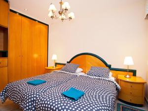 Apartment Pg Gracia - Valencia by Interhome