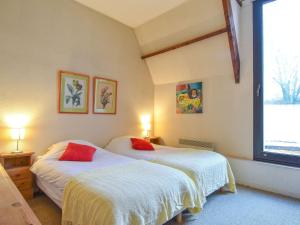 Apartment Les Flots-2 by Interhome