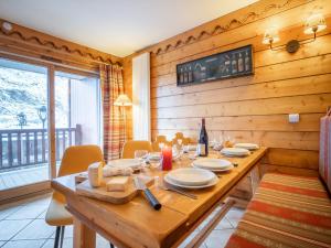 Apartment Ecrin des Neiges - Val Claret-1 by Interhome
