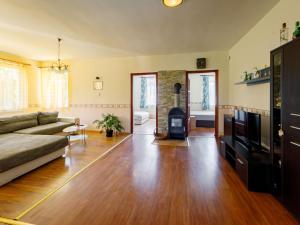 Apartment Scarlett 1 by Interhome