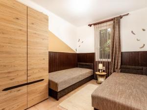 Holiday Home Sunny by Interhome