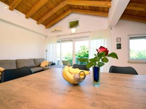 Apartment Anica by Interhome 