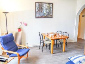 Apartment Beauchesne by Interhome