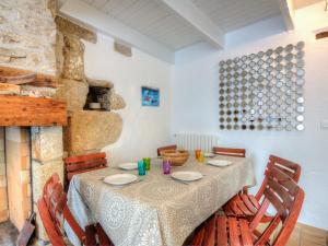 Holiday Home Hoche by Interhome