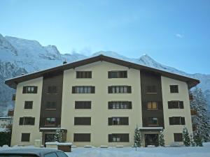 Apartment Le Cristal des Glaces by Interhome