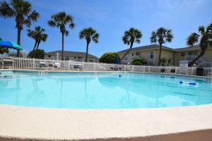 Sandpiper Cove by Panhandle Getaways