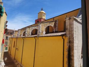 Apartment Rue Du Commandant Guichard