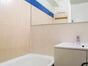 Studio Le Triolet-6 by Interhome