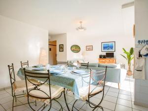 Apartment Le Parc des Druides-1 by Interhome
