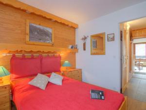 Apartment Grandes Platières II-2 by Interhome