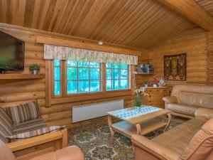 Holiday Home Uitonniemi- rummukkala by Interhome