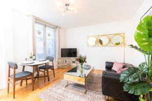 14 Tivoli Mews