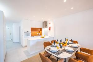 Apartment Melbourne 2 by Algarve Vacation