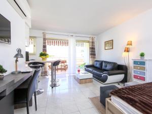 Apartment Villa Lerins-6 by Interhome