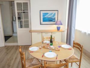 Appartements Apartment Le Petit Robinson-4 by Interhome : photos des chambres