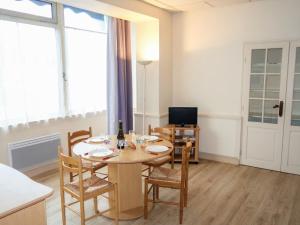 Appartements Apartment Le Petit Robinson-4 by Interhome : photos des chambres