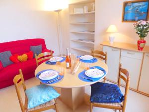 Appartements Apartment Le Petit Robinson-6 by Interhome : photos des chambres