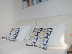 Studio Shina App- 8 by Interhome