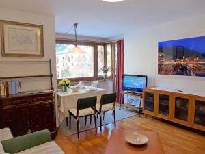 Apartment Chesa Arlas A1 by Interhome