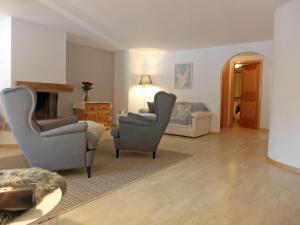 Apartment Chesa Fuolla Verda A8 by Interhome