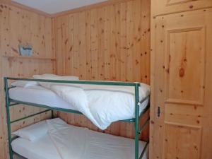 Apartment Chesa Cripels II by Interhome