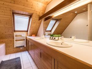 Maisons de vacances Holiday Home Blue Moustoir by Interhome : photos des chambres