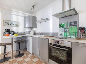 Apartment Bleu Bassin-1 by Interhome