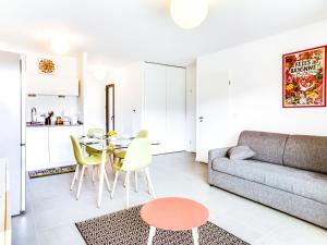 Appartements Apartment Les Jardins d'Arosta by Interhome : photos des chambres