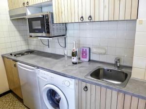 Studio LAiguille du Midi-7 by Interhome