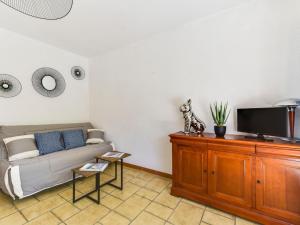 Studio Antares-2 by Interhome