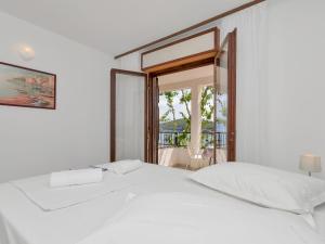 Apartment Rubin-10 by Interhome