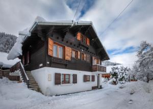 Chalets Chalet Fauvette : photos des chambres