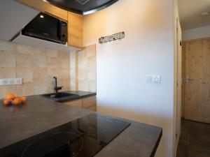 Studio Le Curling B - Val Claret-39 by Interhome