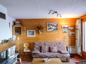 Apartment Le Plan des Reines by Interhome