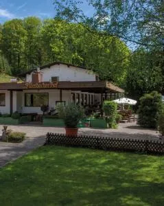 弗勒施巴彻苑酒店 - Partenstein 弗勒施巴彻苑酒店 - Partenstein