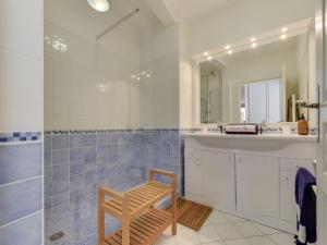 Appartements Apartment Les Terrasses de Grimaud by Interhome : photos des chambres