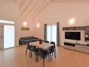 Villa Cà Riviera Bosco Piccolo by Interhome