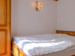 Apartment Pia-2 by Interhome