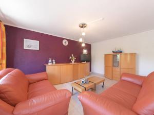 Holiday Home Vissershuisje 09-04 with parking by Interhome