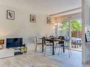 Apartment Le Parc des Druides-3 by Interhome