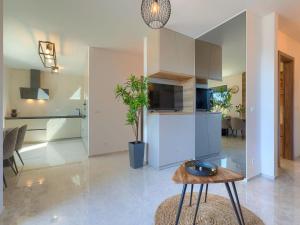 Apartment Wing 77 by Interhome