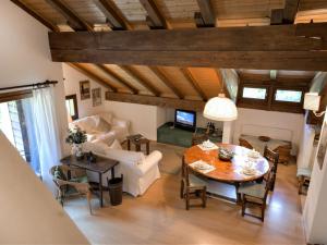 Apartment Chesa Seglias 6 by Interhome