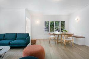 Spacious 4-Bed Villa with Mediterranean Charm