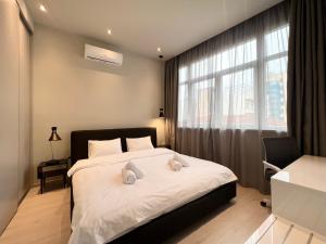 Aura F24 apartments by halu! - Vibrant Neighbourhood