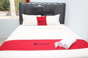RedDoorz Syariah near Suncity Mall Madiun