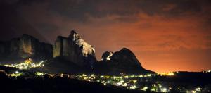 Vila Vasi- Μodern maisonette view Meteora