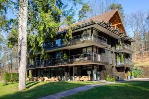 Restaurant Hôtel L'Arnsbourg - 巴伦塔尔