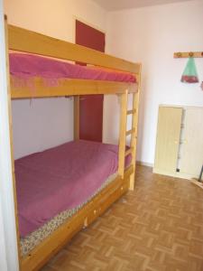 Appartements Boost Your Immo Comete Reallon 109c : photos des chambres